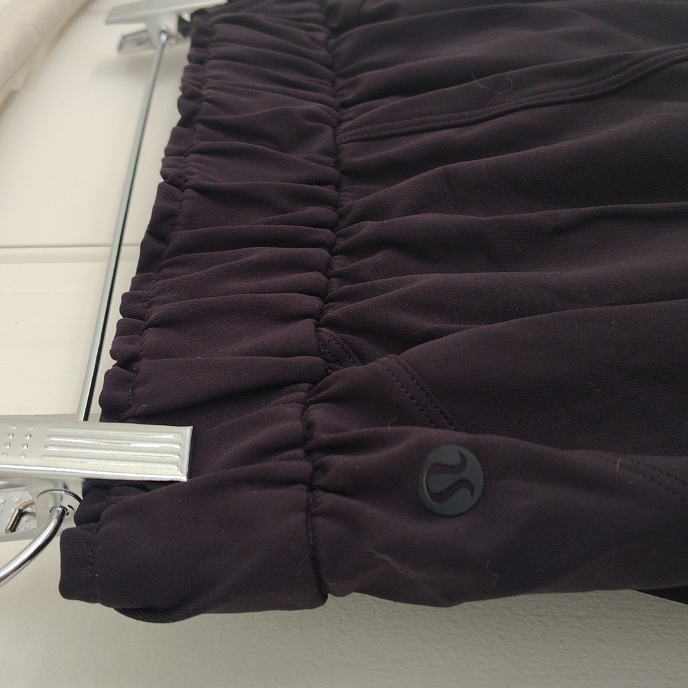 Lululemon On The Fly Pant *28" Black Size 4 - Picture 9 of 12